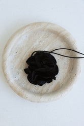 Dainty Rosette Necklace Black