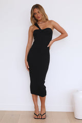 Effortlessly Stylish Midi Dress Black