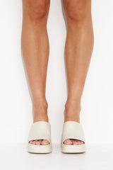 BILLINI Leslie Chunky Platform Mule Chalk