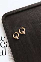 Iconic Babe Earrings Gold