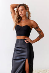 Idealistic Crop Black