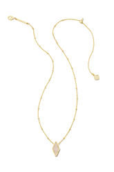 KENDRA SCOTT Kinsley Short Pendant Necklace Gold Iridescent Drusy