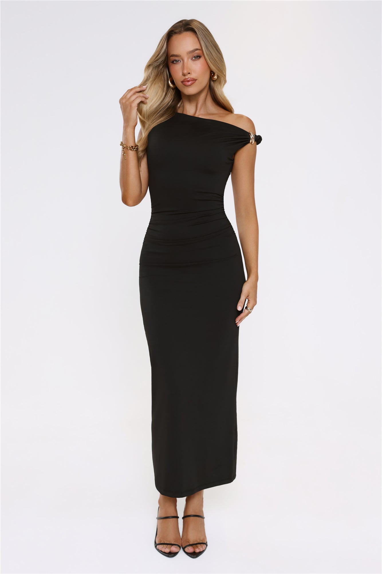 Chic Dreams Await Off Shoulder Maxi Dress Black