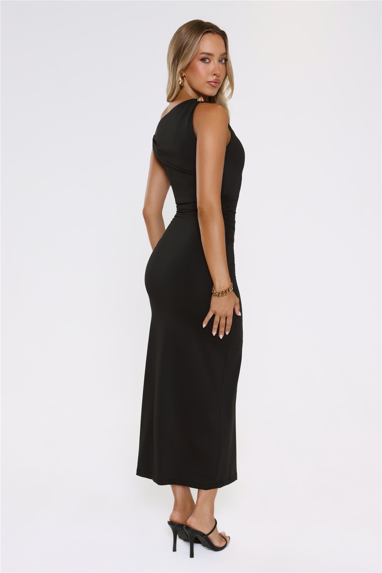 Chic Dreams Await Off Shoulder Maxi Dress Black