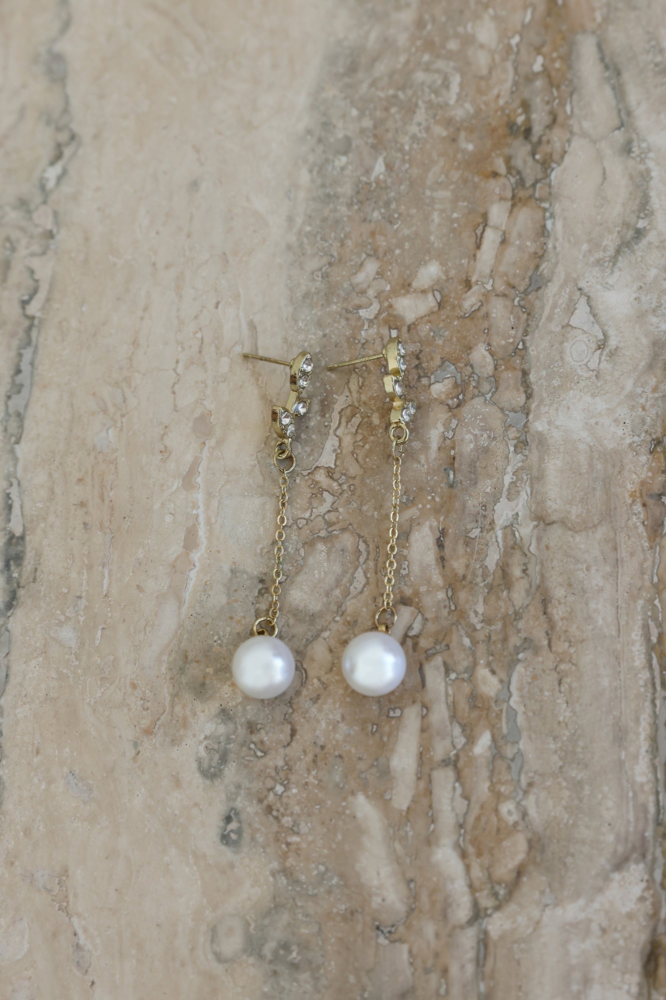 Leaves Off All Pearl Earrings Gold