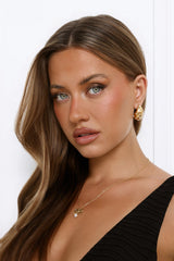 Coquette Charm Necklace Gold