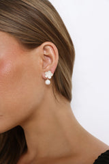 18k Gold Plated Small Flower Earrings Gold