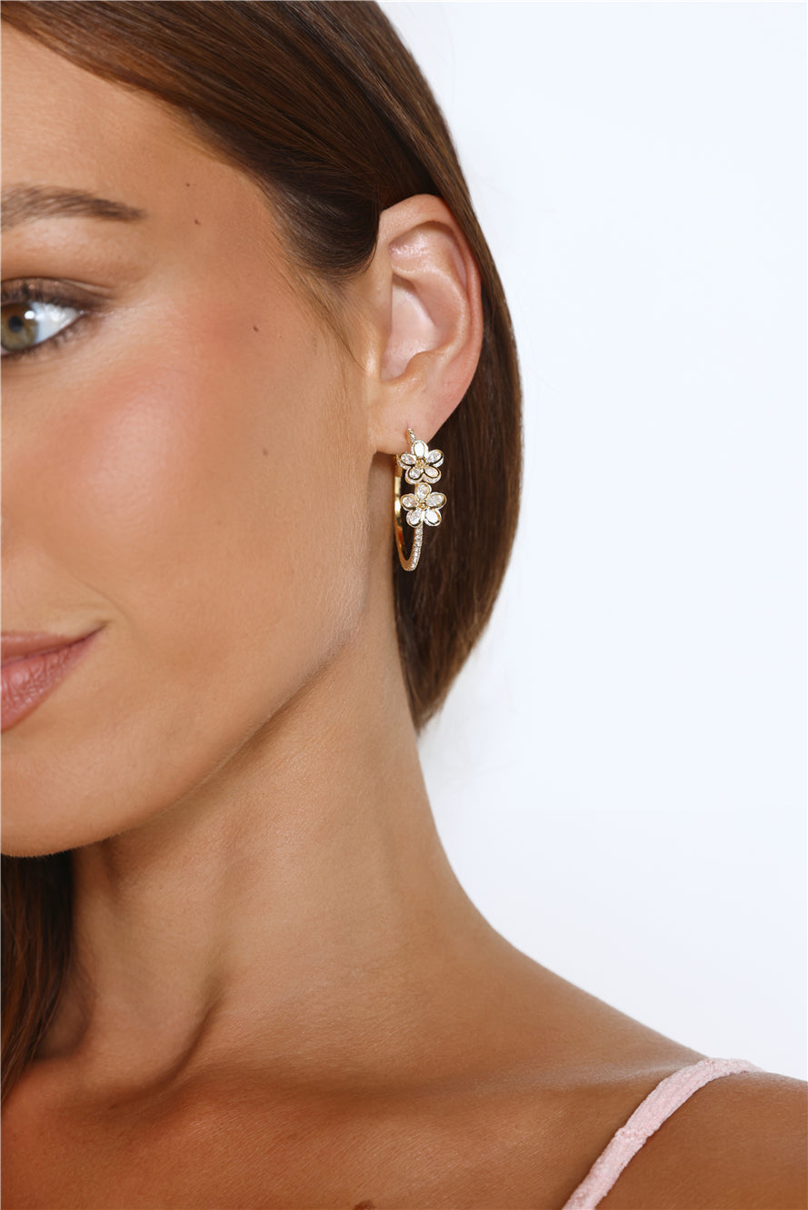 Blooming Bliss Earrings Gold