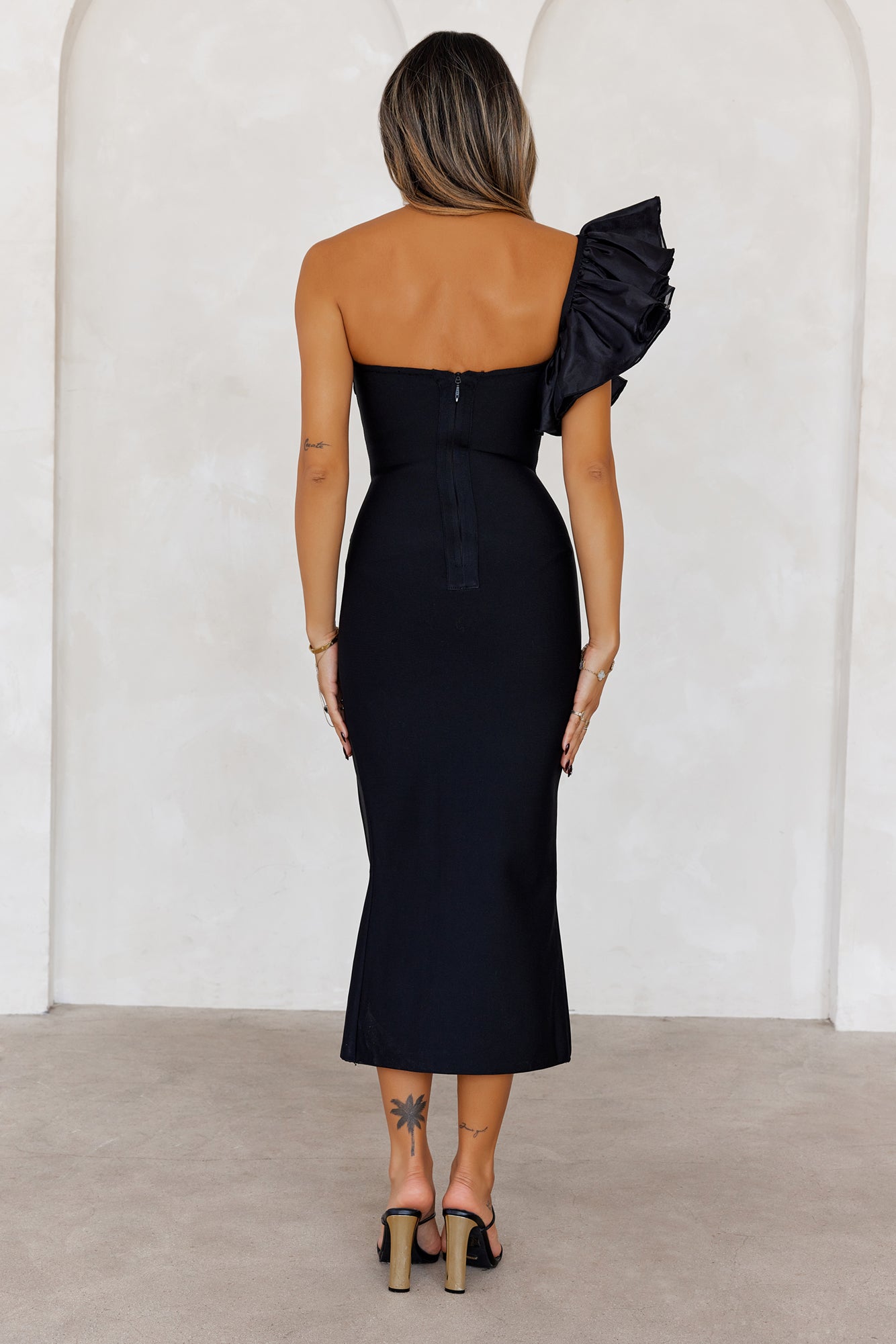 Leading Lights One Shoulder Bandage Midi Dress Black