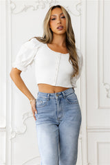 Beyond The Seasons Top Off White