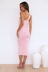 Effortlessly Stylish Midi Dress Pink