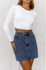 HELLO MOLLY BASE Errands All Day Long Sleeve Crop Top White