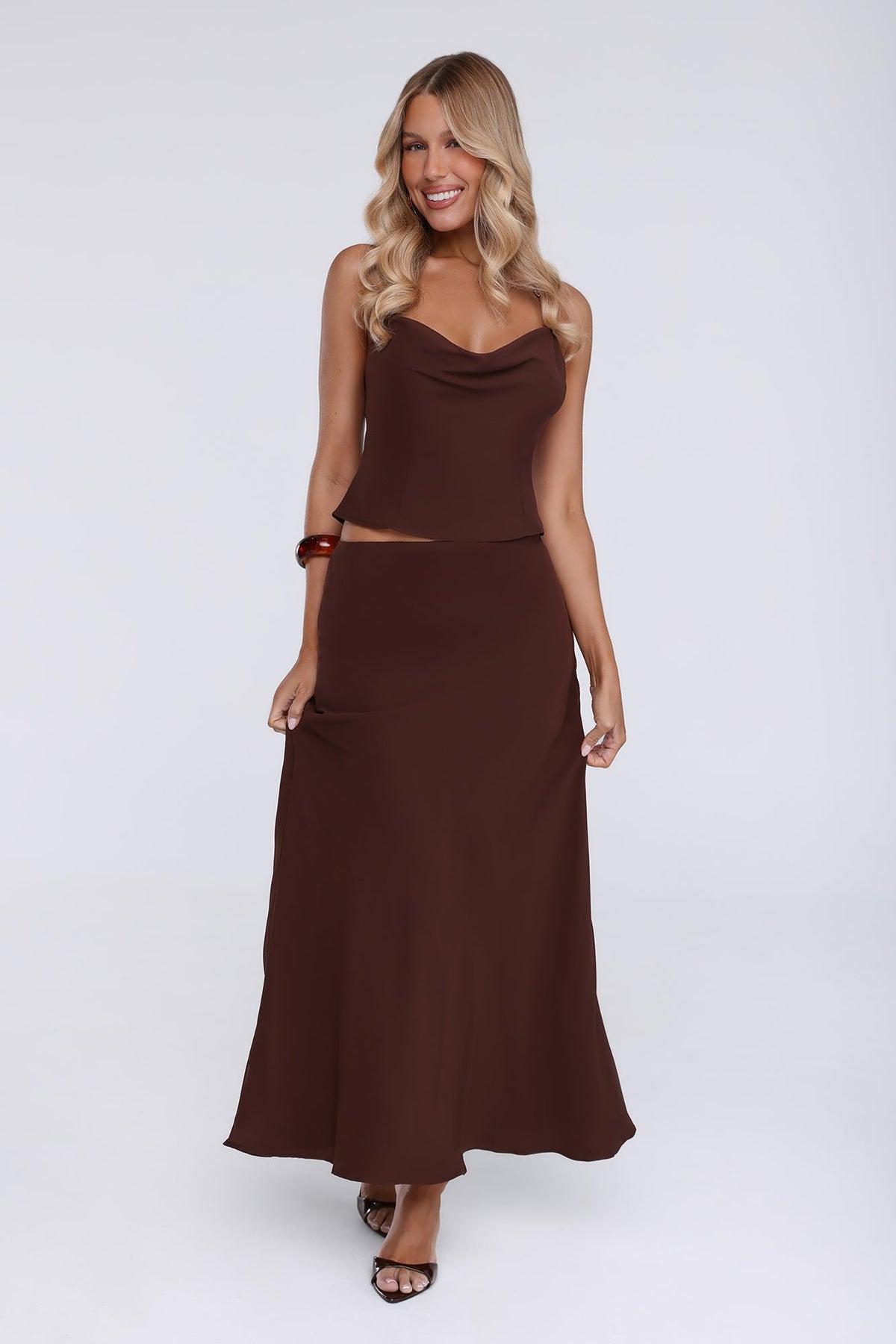 Intentional Aura Set Brown
