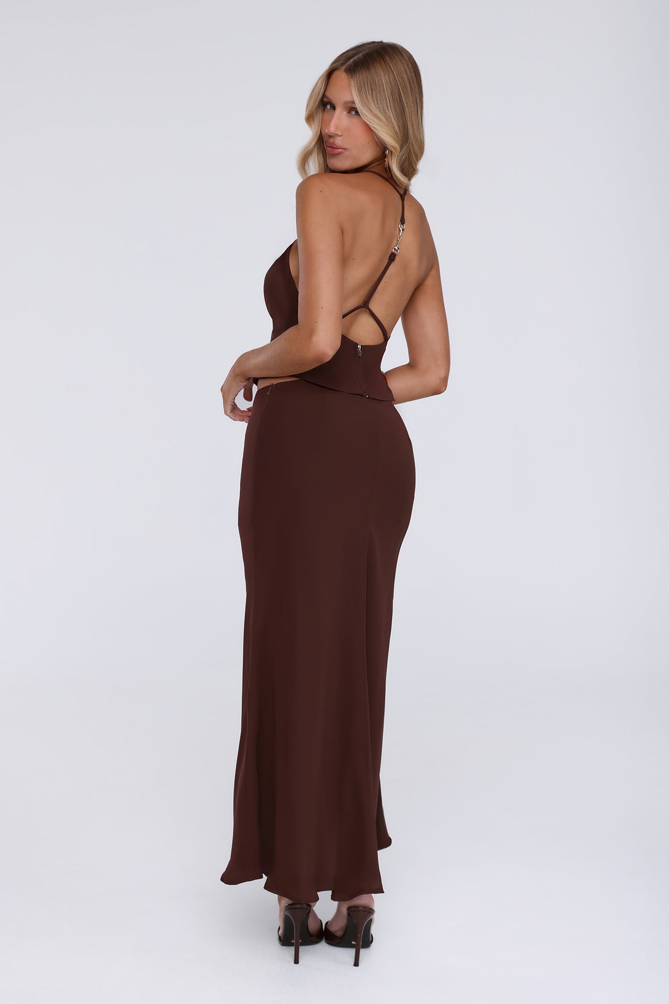 Intentional Aura Set Brown