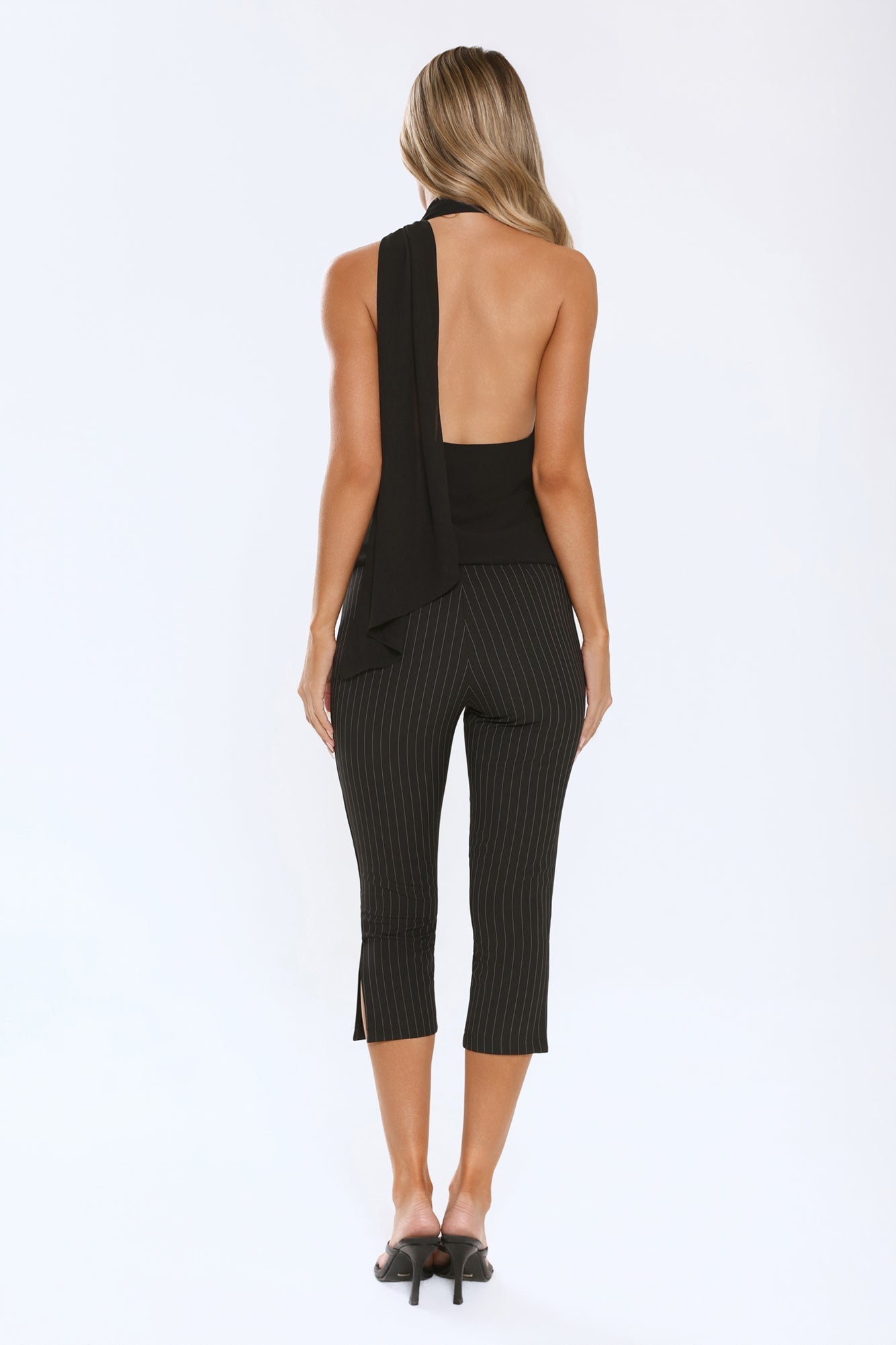 Enter In Style Crop Top Black