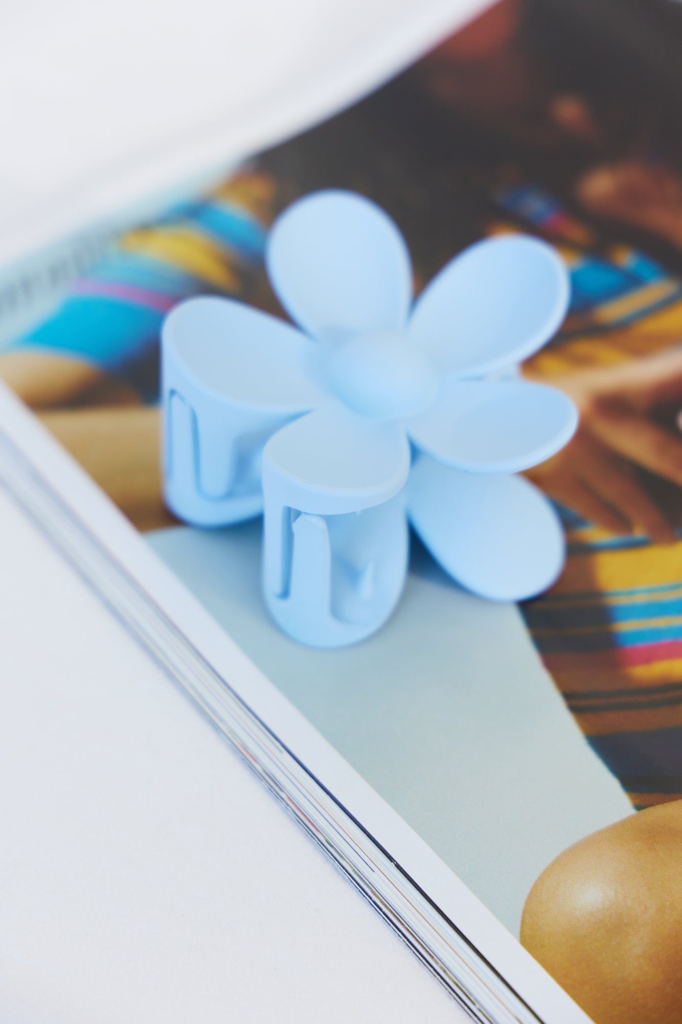 Blume Hair Claw Blue
