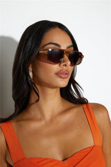 BANBE The Ashley Sunglasses Stripe Honey Tort-Brown
