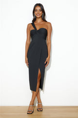Fit In Everywhere Midi Dress Black