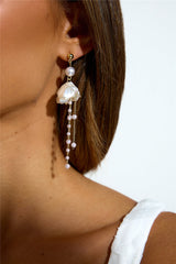 Delicate Gal Earrings Gold