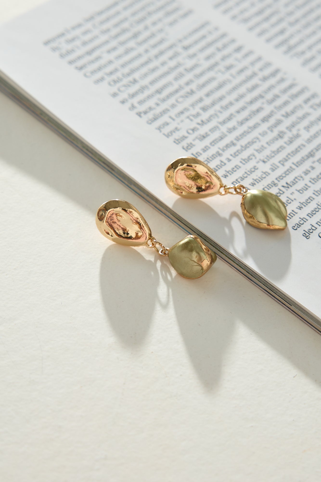 18k Gold Plated Iridescent Glow Earrings Gold