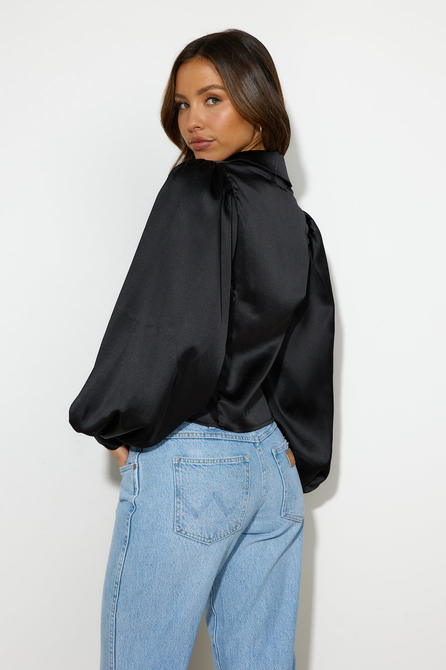 Go Smooth Satin Crop Shirt Black