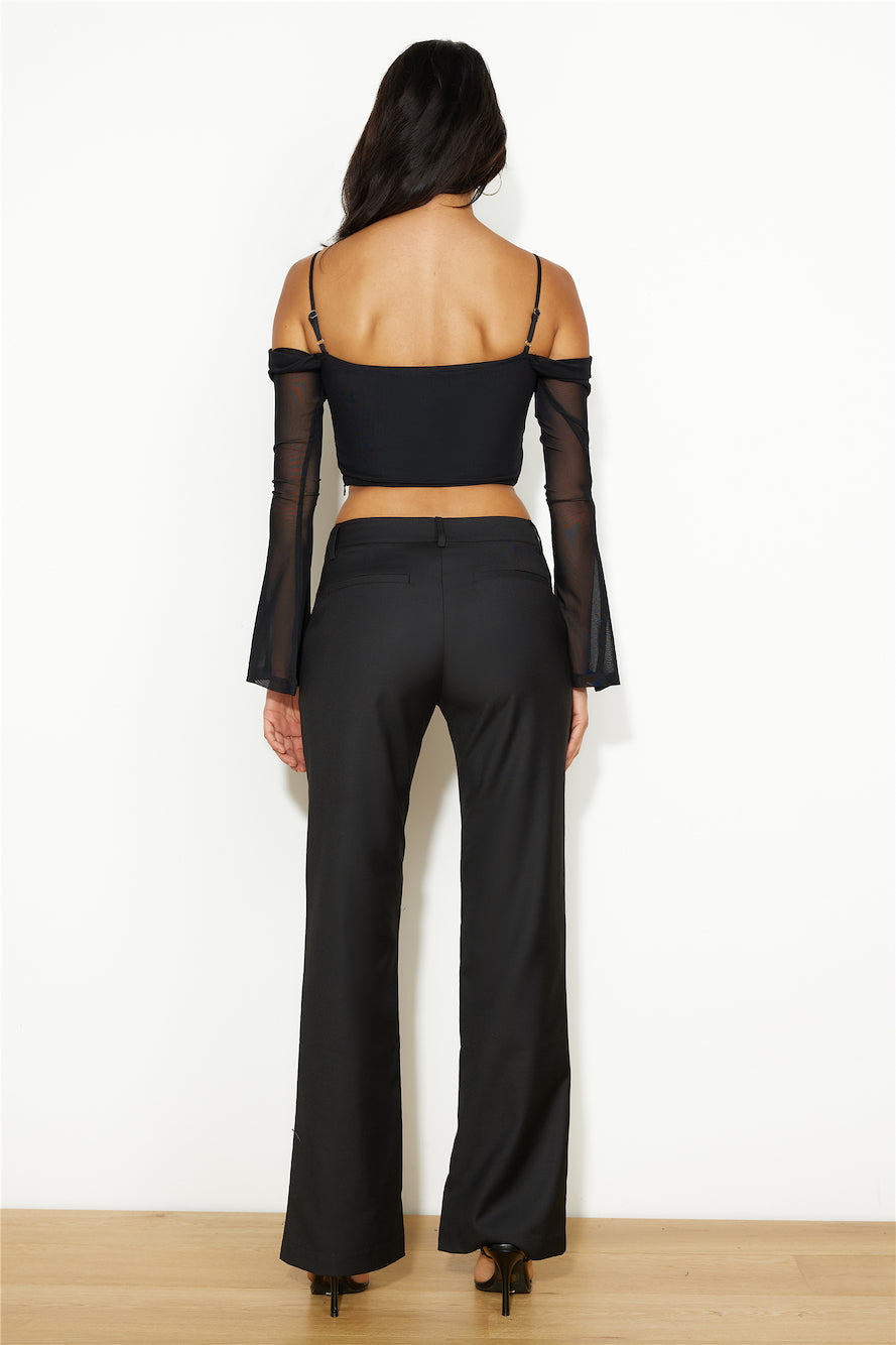 Dare To Be Different Crop Top Black