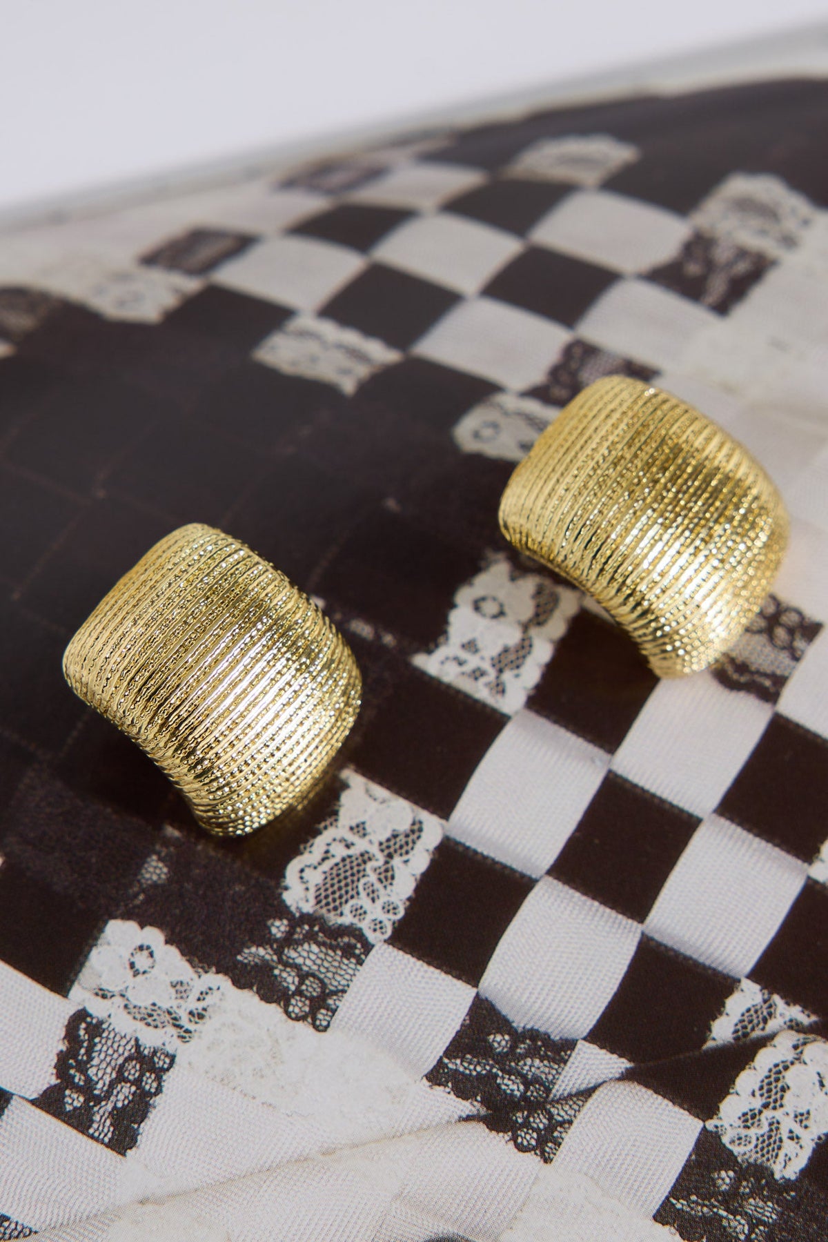 18k Gold Plated Classy Wardrobe Earrings Gold