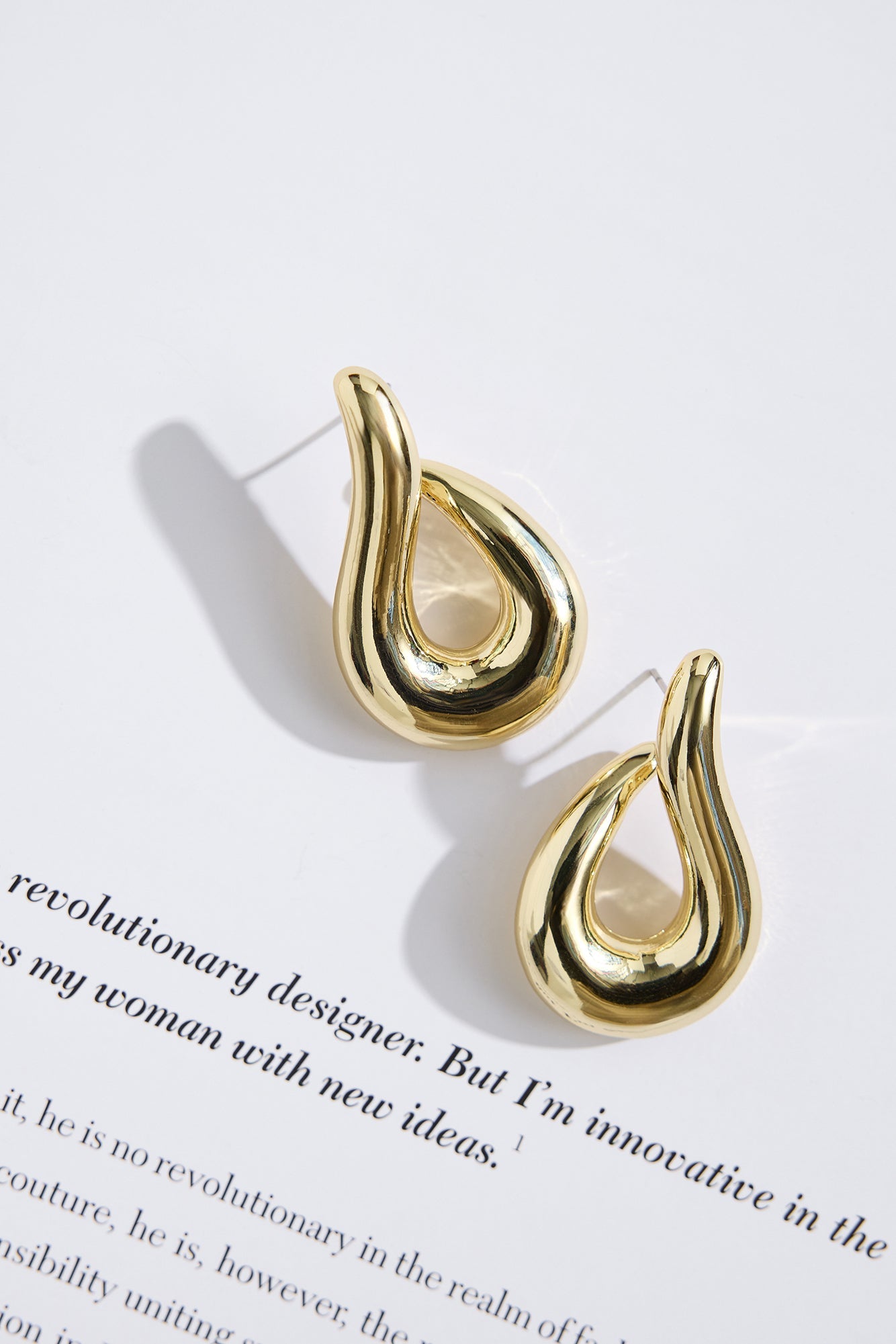 Groovy Girl Earrings Gold