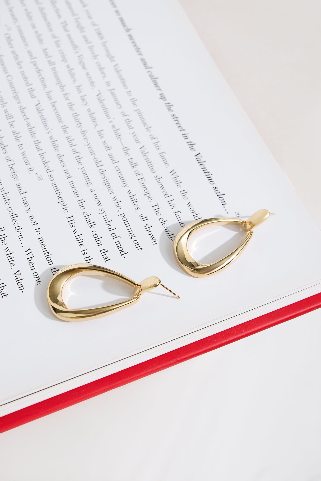 Dahlia Earrings Gold