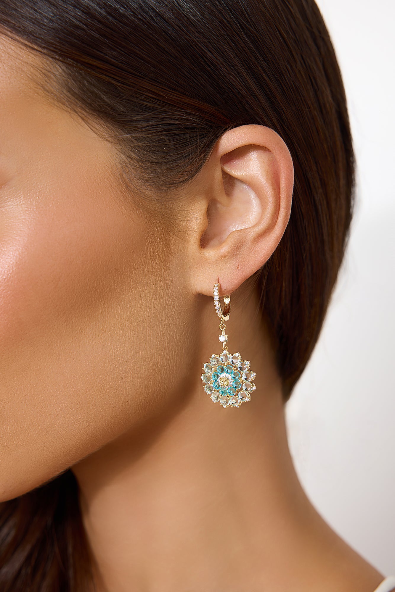 18k Gold Plated Frosted Petals Earrings Gold