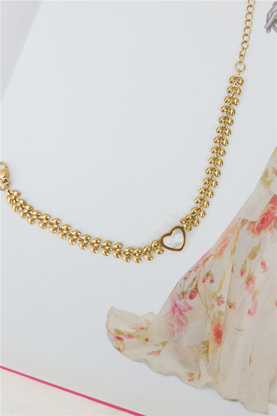 Dainty Love Bracelet Gold