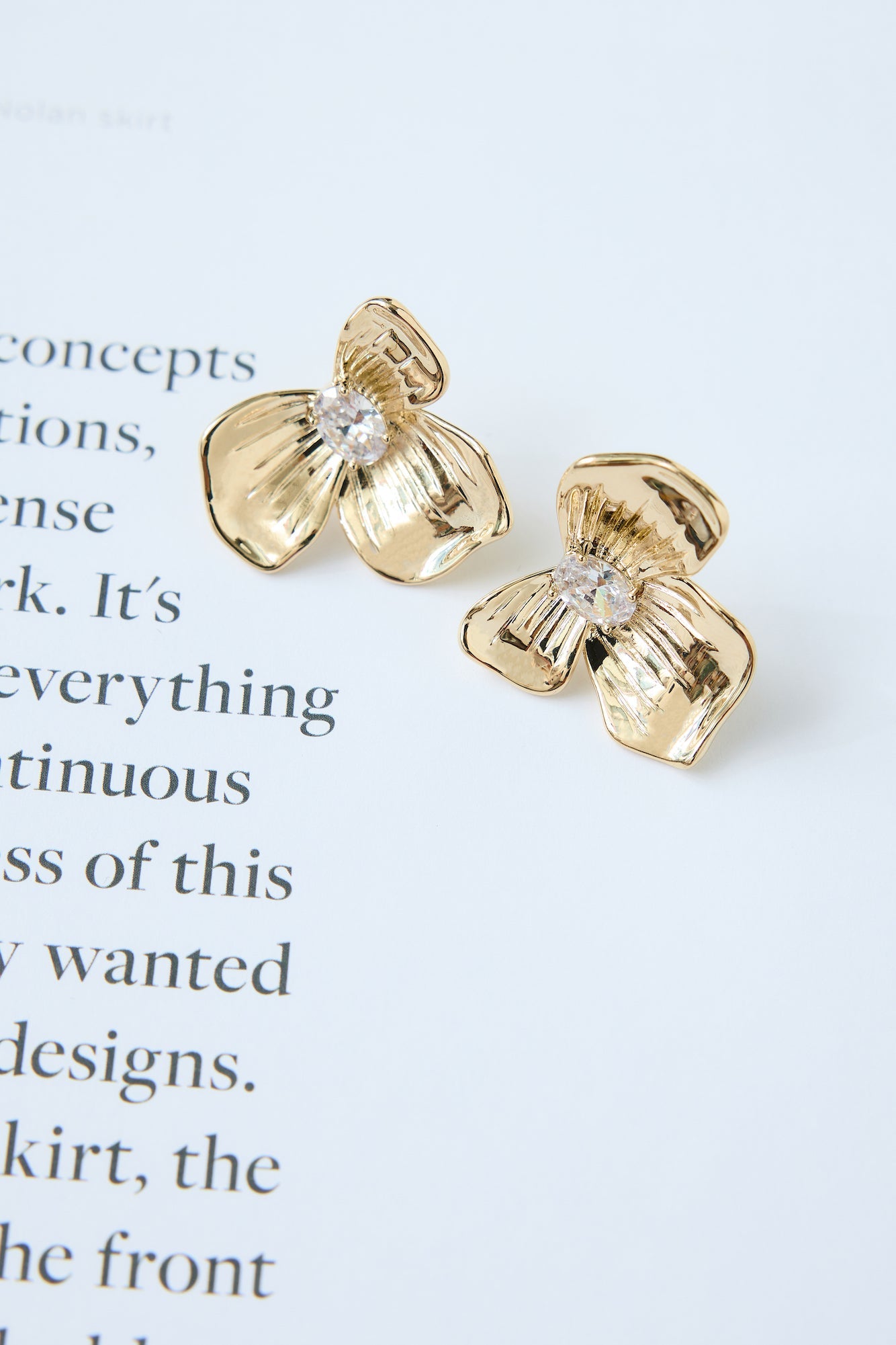 Into The Forest Earrings Gold