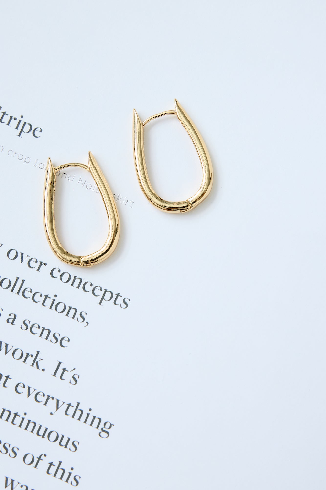 Halo Hoops Earrings Gold