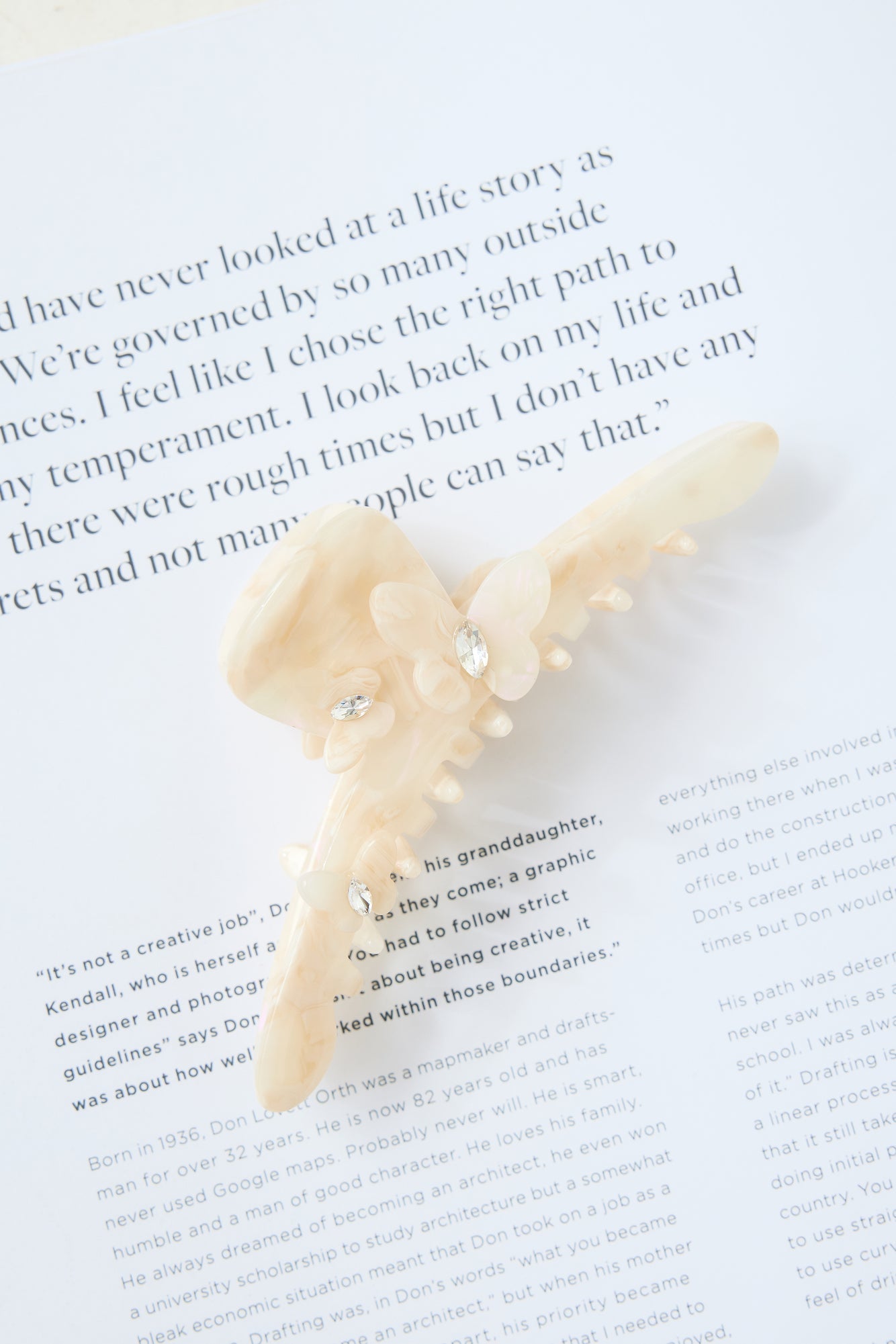 Crystal Claw Clip Nude