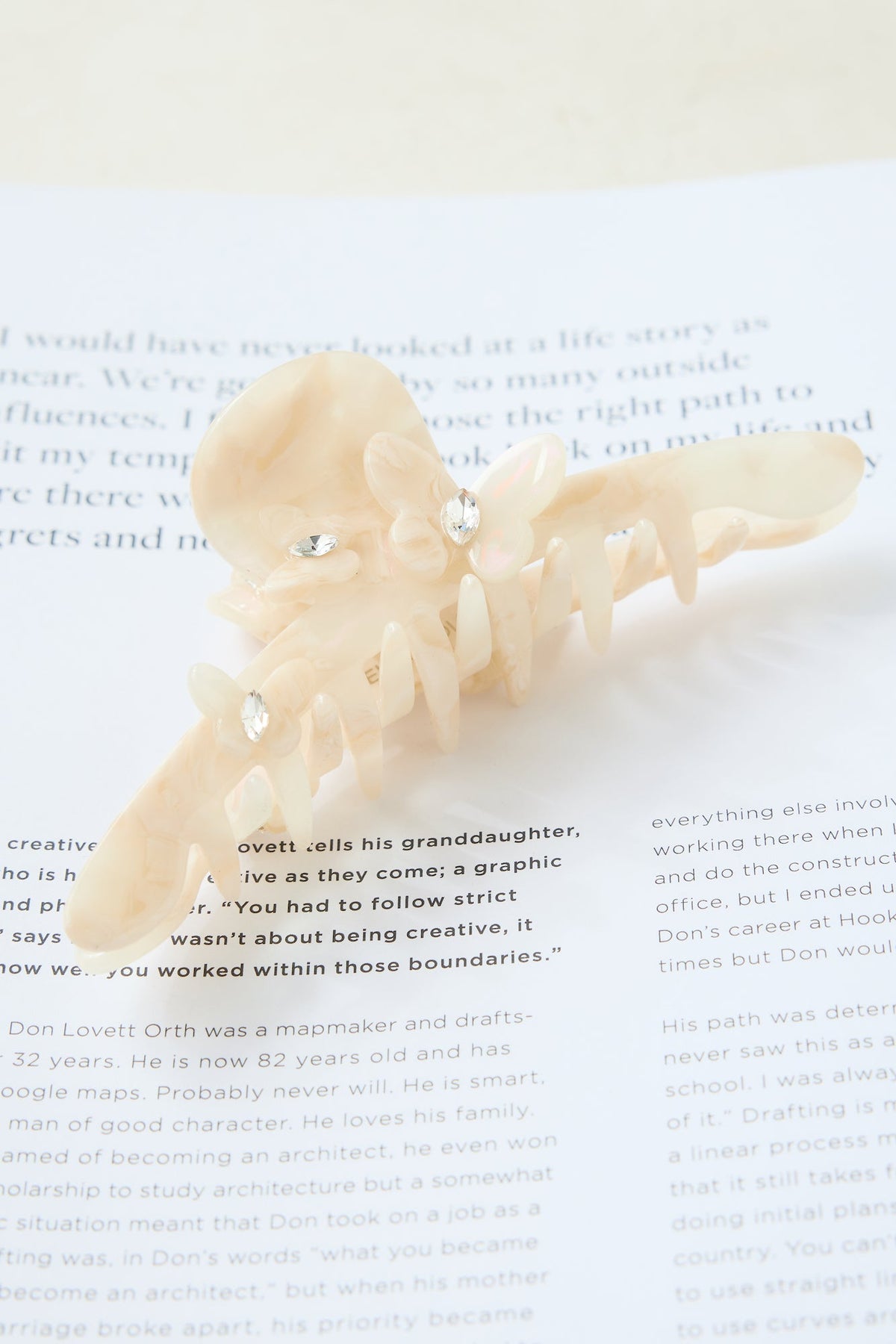 Crystal Claw Clip Nude
