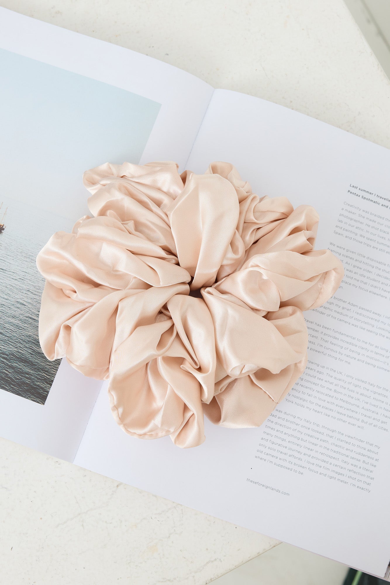Jumbo Sleep Silk/Satin Scrunchie Champagne