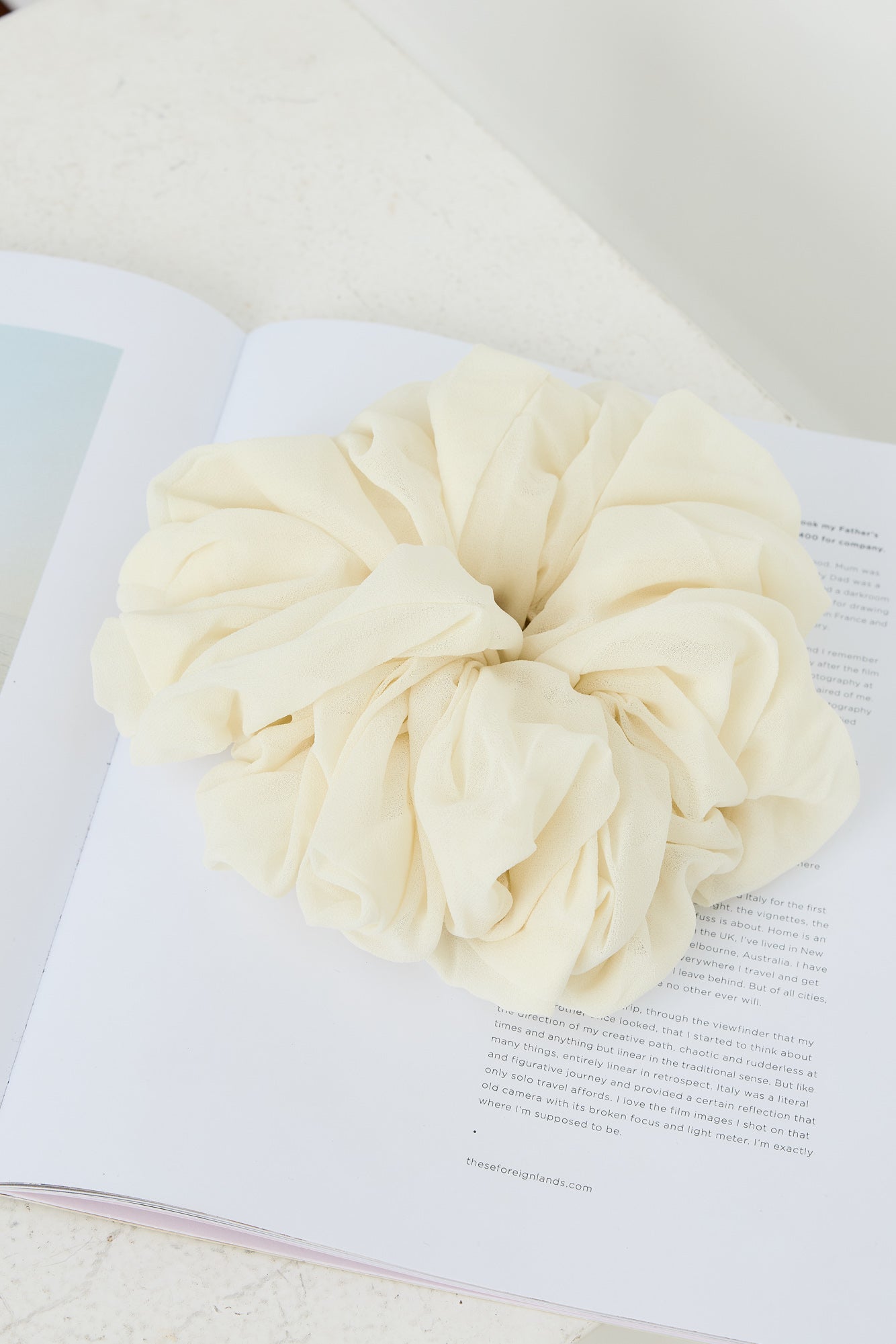 Jumbo Scrunchie Ivory