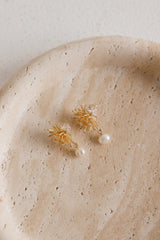 18k Gold Plated Pretty Design Earrings Gold