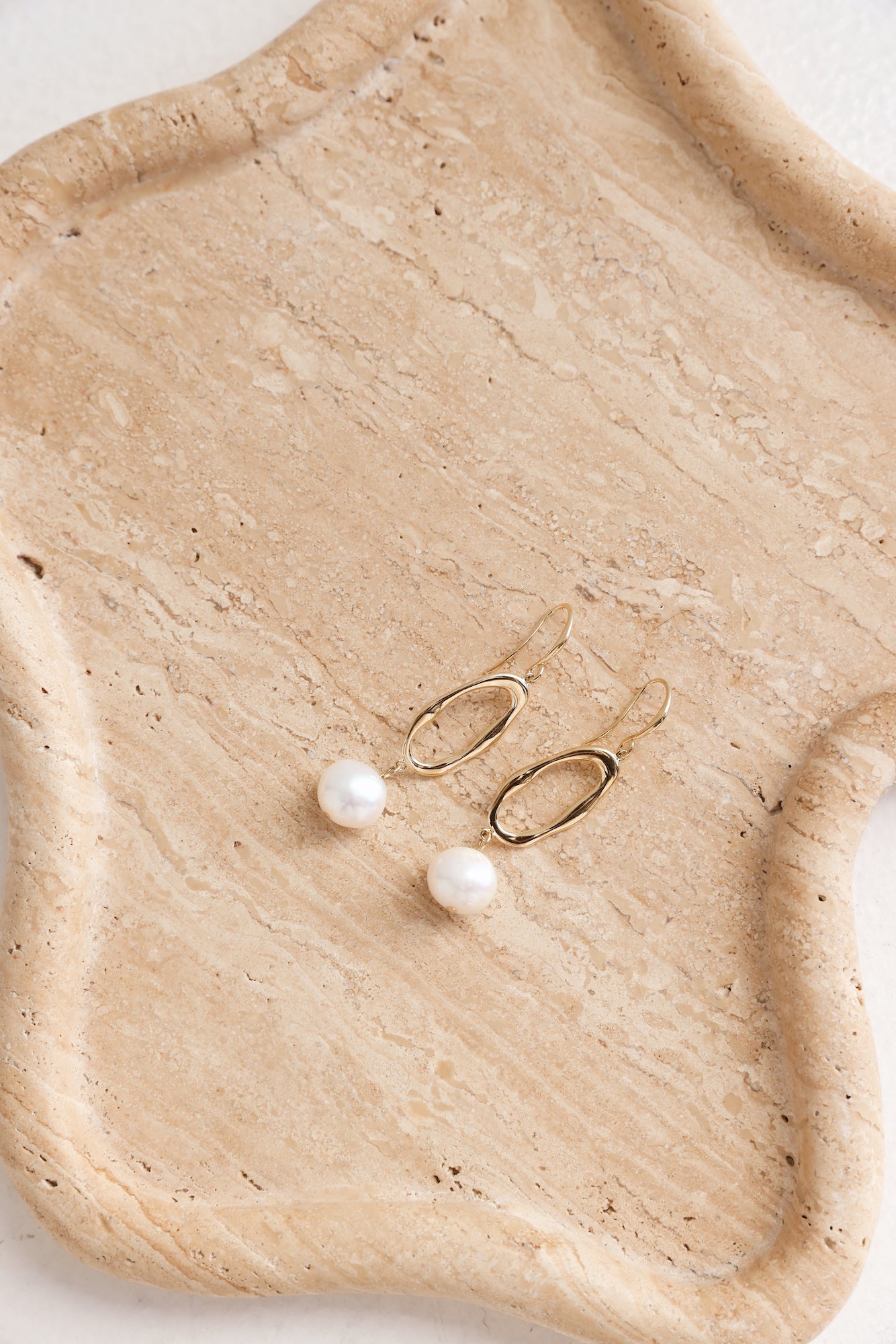 Essence Collection Earrings Gold