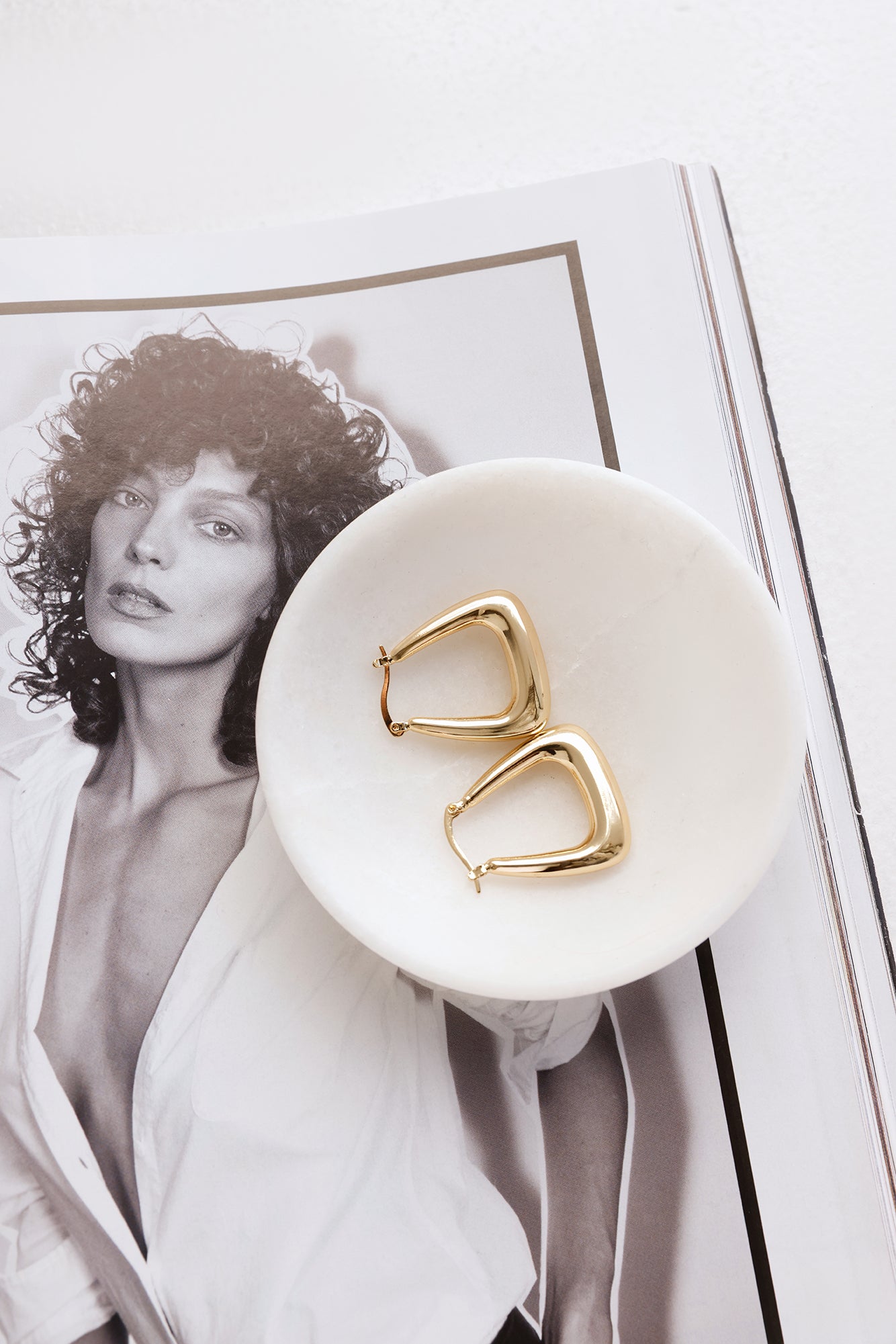 Luna Eve Earrings Gold