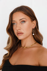 Essence Collection Earrings Gold