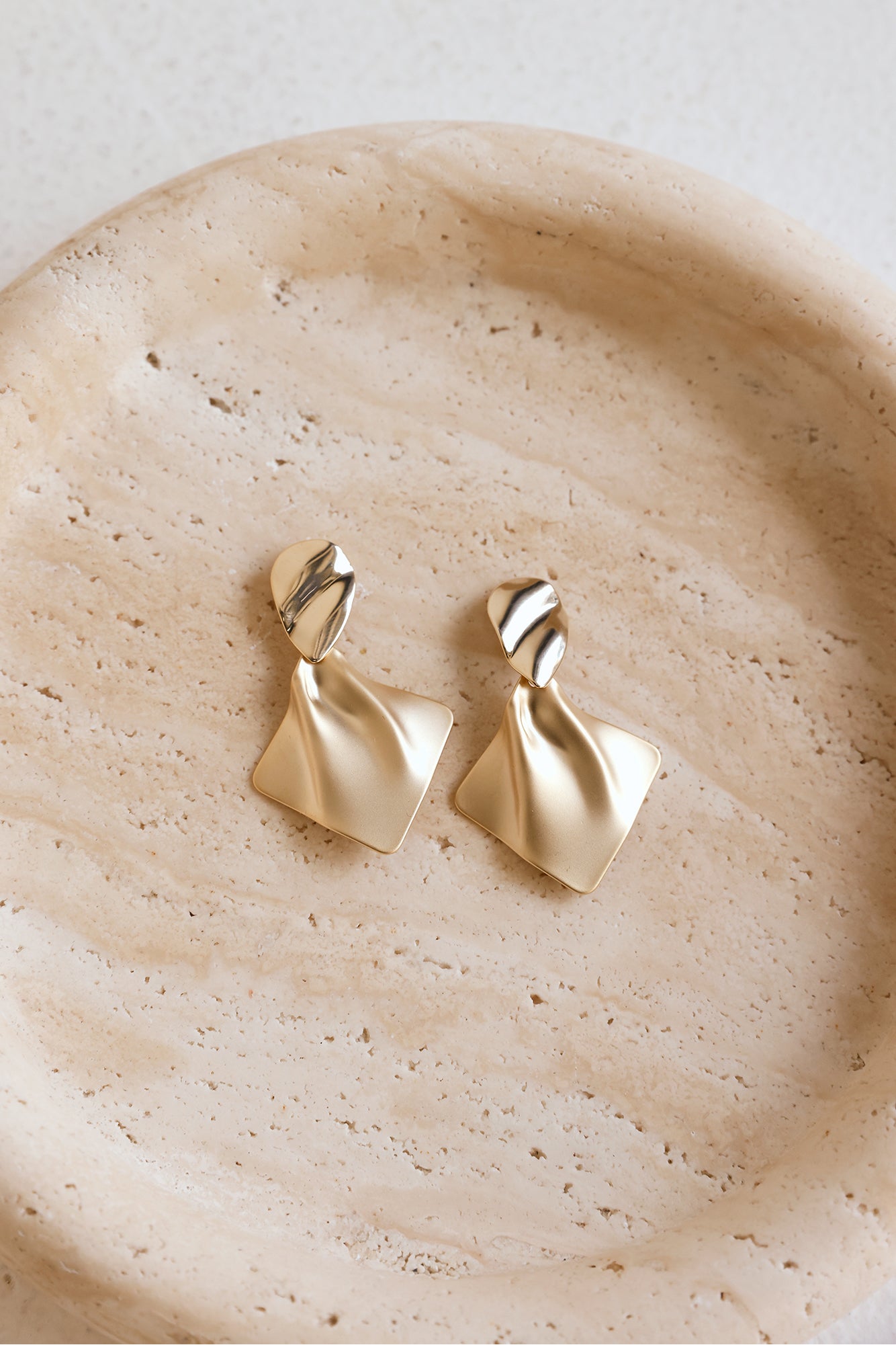 Day In The Life Earrings Gold