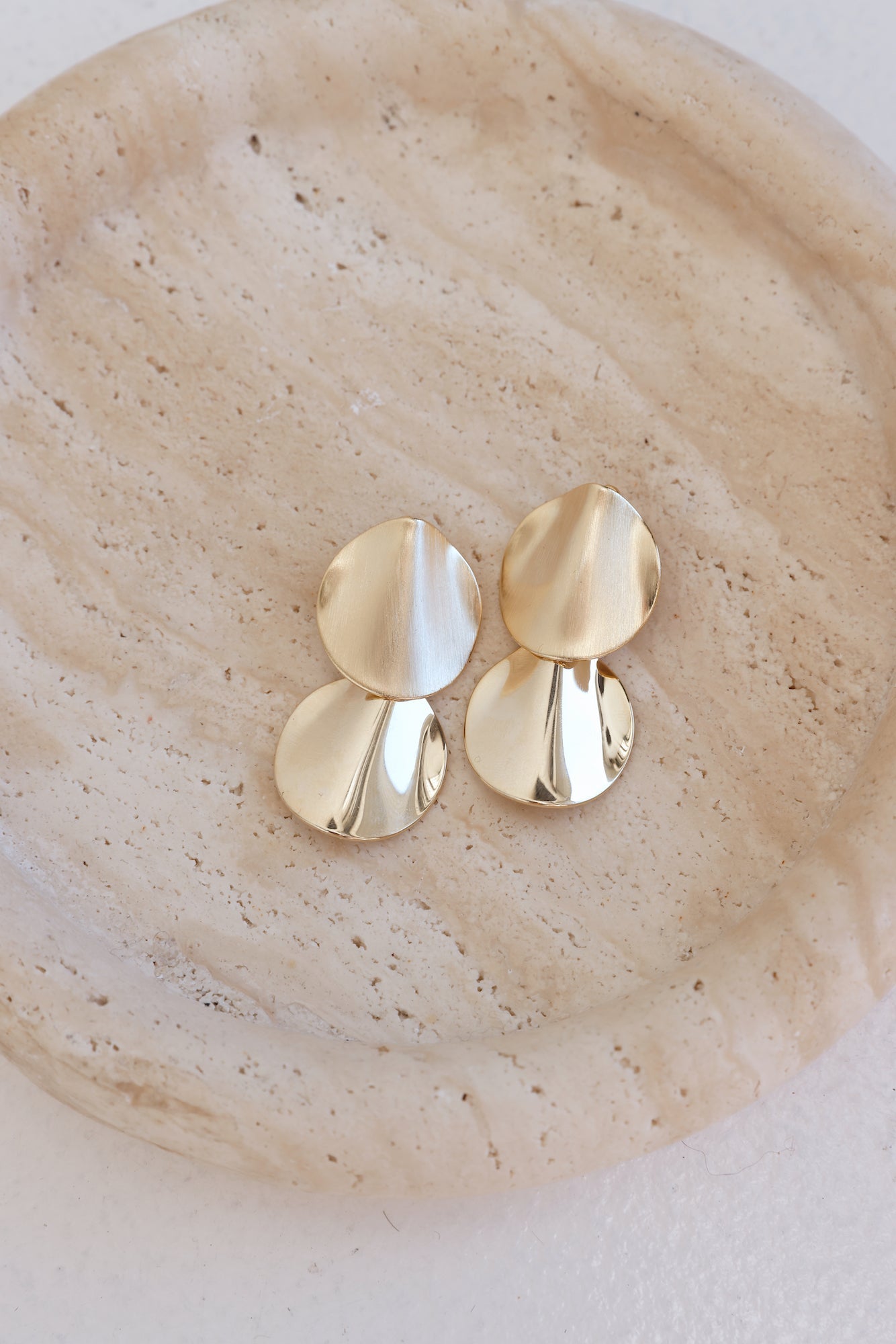 Luxe Moments Earrings Gold