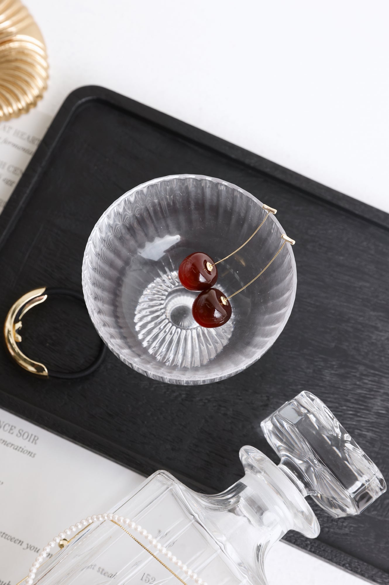 Cherry Kiss Earrings Gold