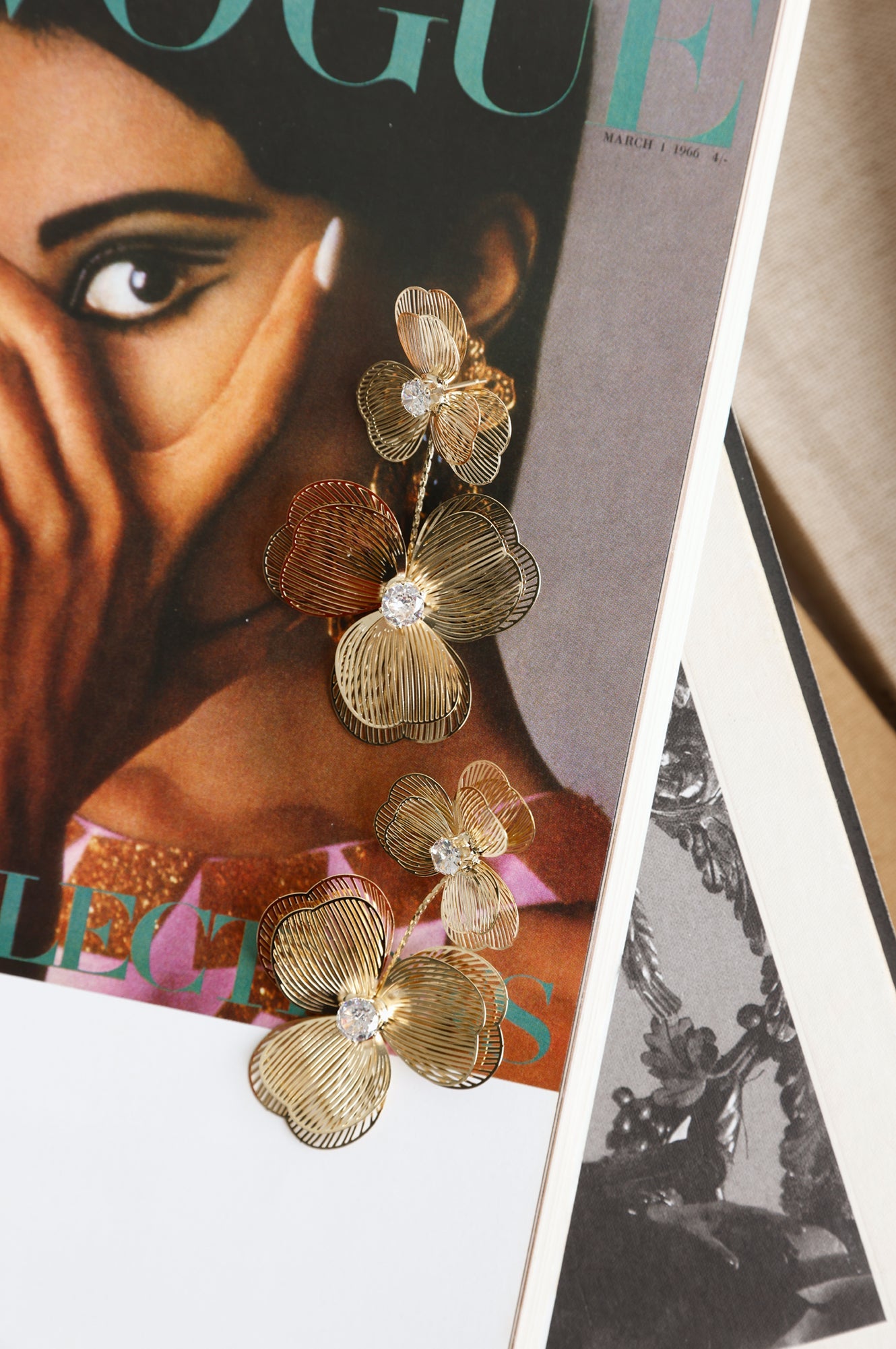 Florals First Earrings Gold