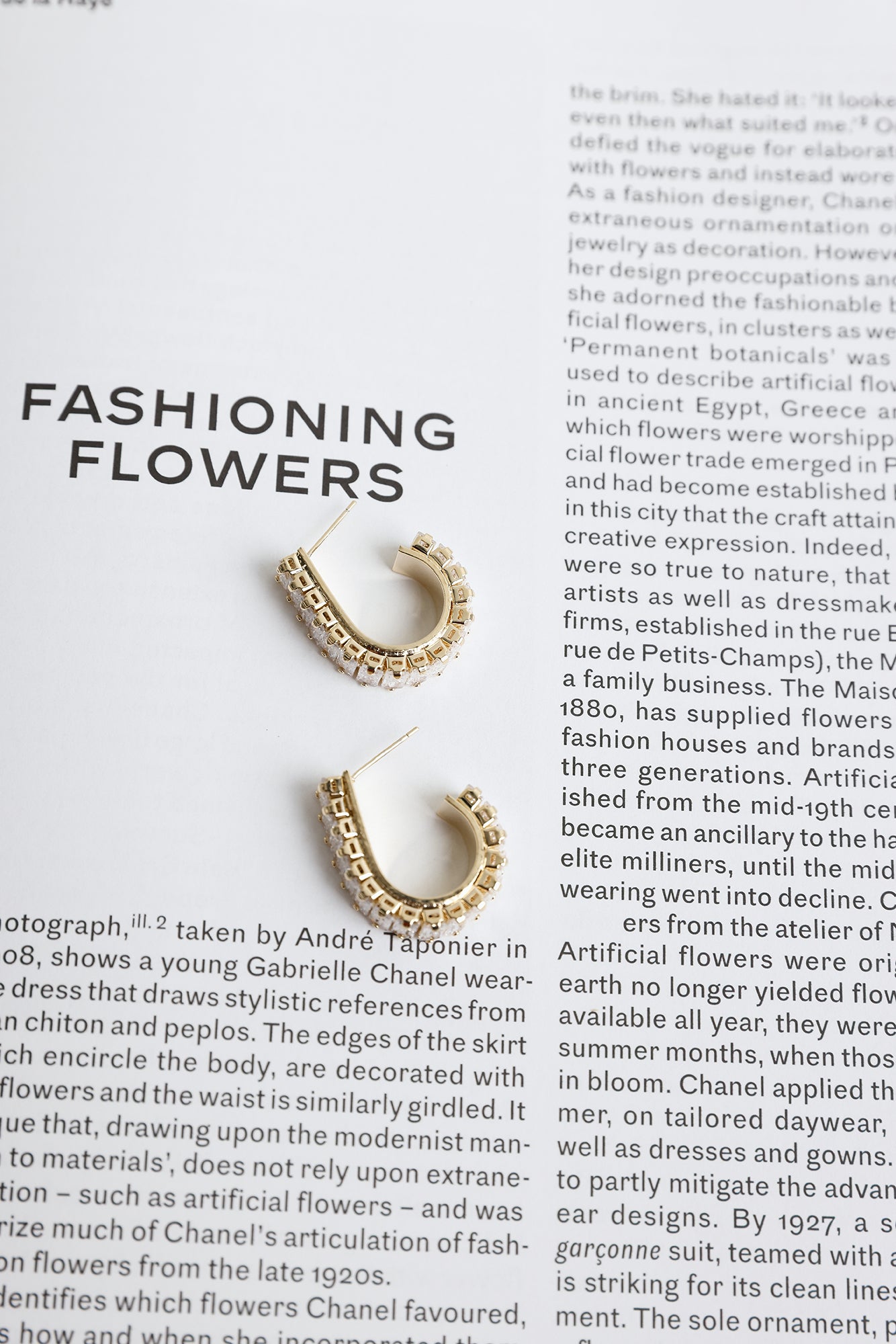 High Society Earrings Gold
