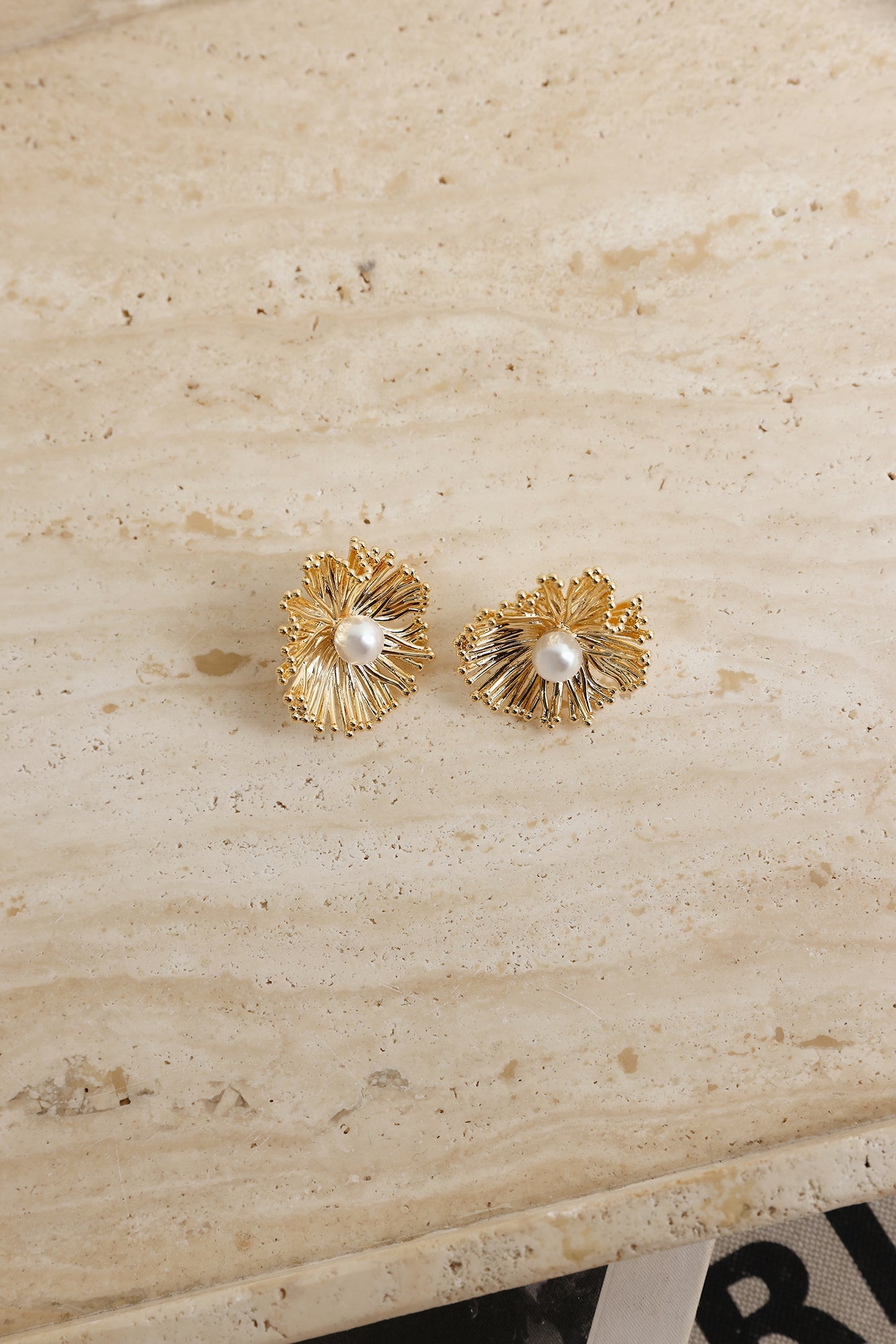 Fresh Jasmine Earrings Gold