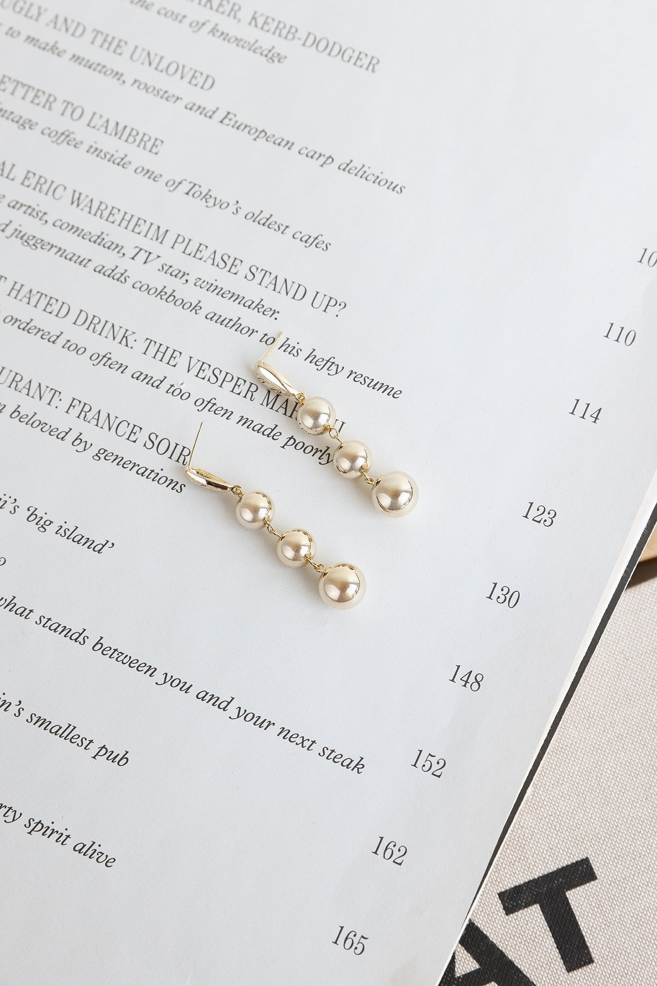 Flirty Fun Earrings Gold