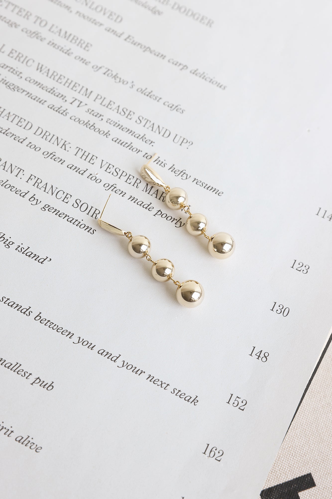 Flirty Fun Earrings Gold