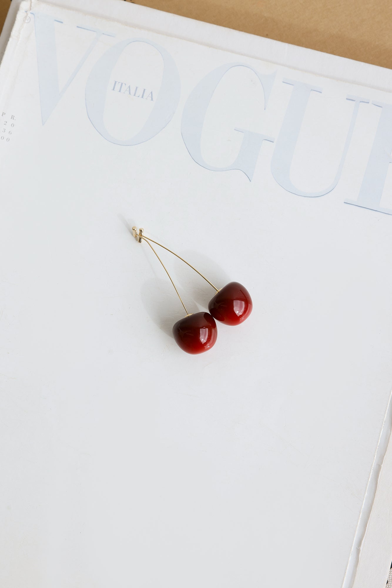 Cherry Kiss Earrings Gold